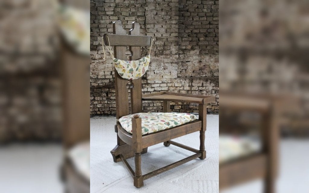 Hollandse brutalist eiken fauteuil met bijzettafel jaren 50, Ophalen