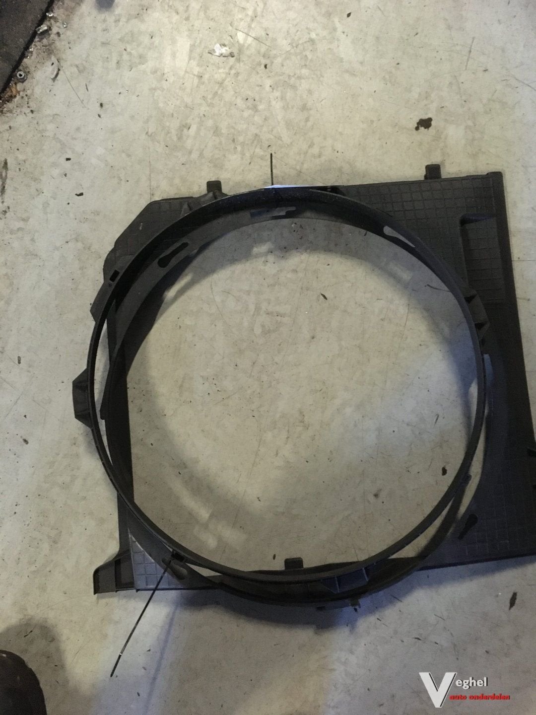 mercedes w124 3.2  Airco condensorkap (2delen), Gebruikt, -, -, Ophalen of Verzenden