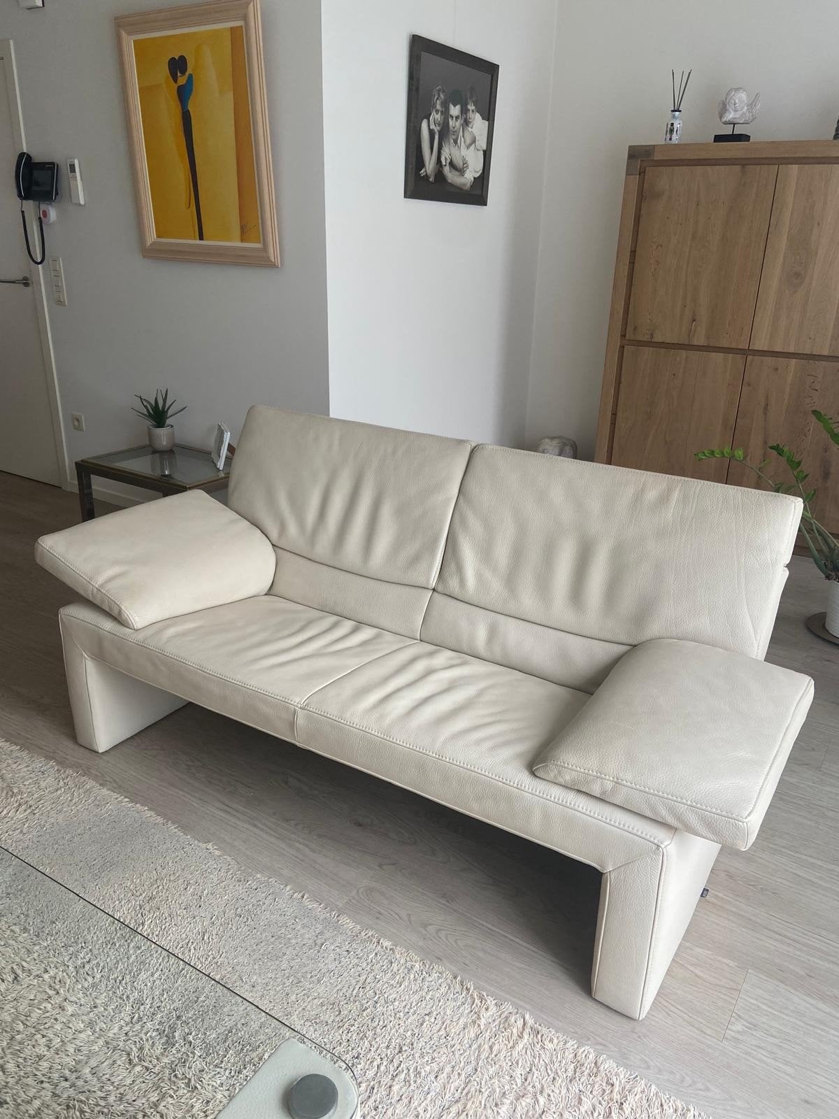 2 identieke JORI Linea designzetels in leder, samen met bijp, Huis en Inrichting, Ophalen