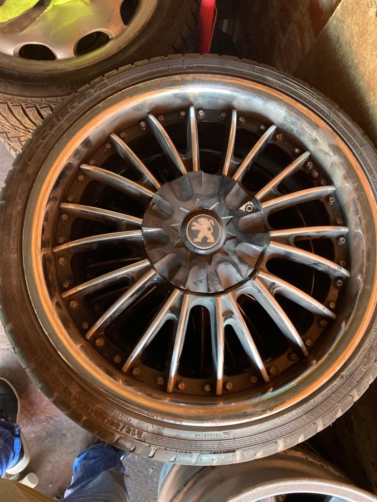 peugot alluminium velgen met banden, Ophalen