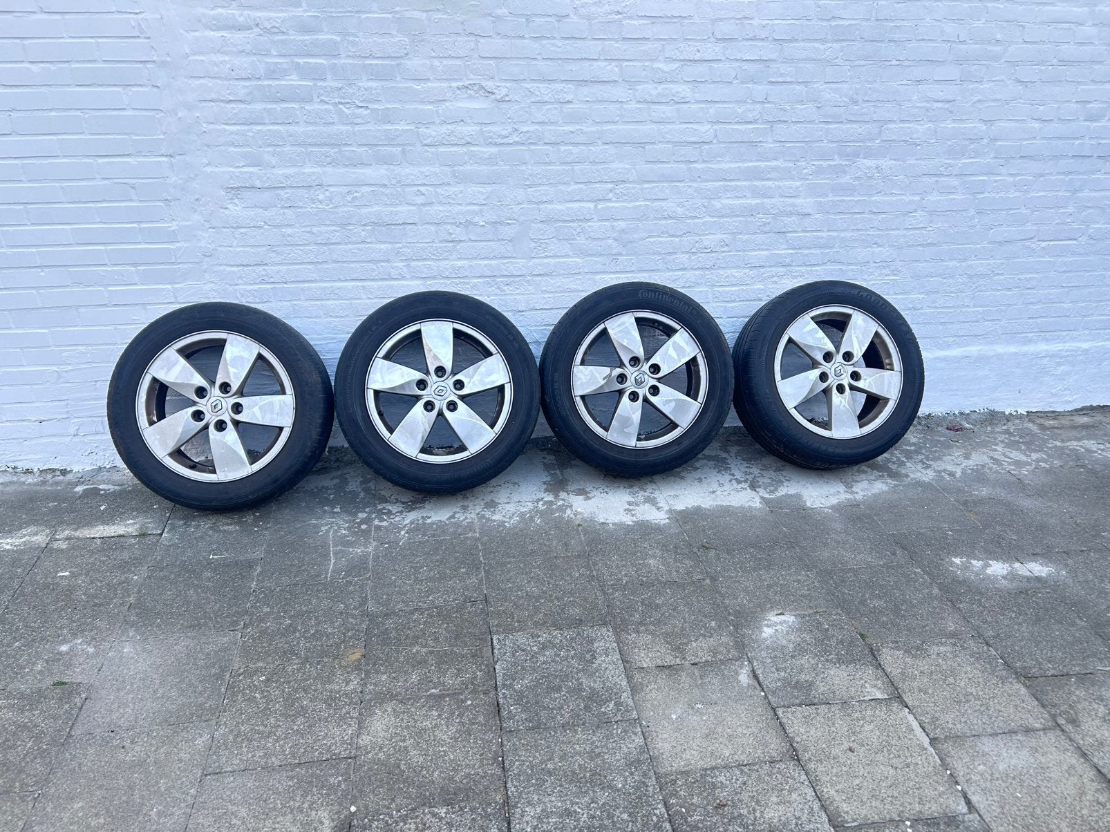 Banden met Renault velgen 16Inch velgen, Auto-onderdelen, Banden en Velgen, Ophalen, Gebruikt, 16 inch, Banden en Velgen