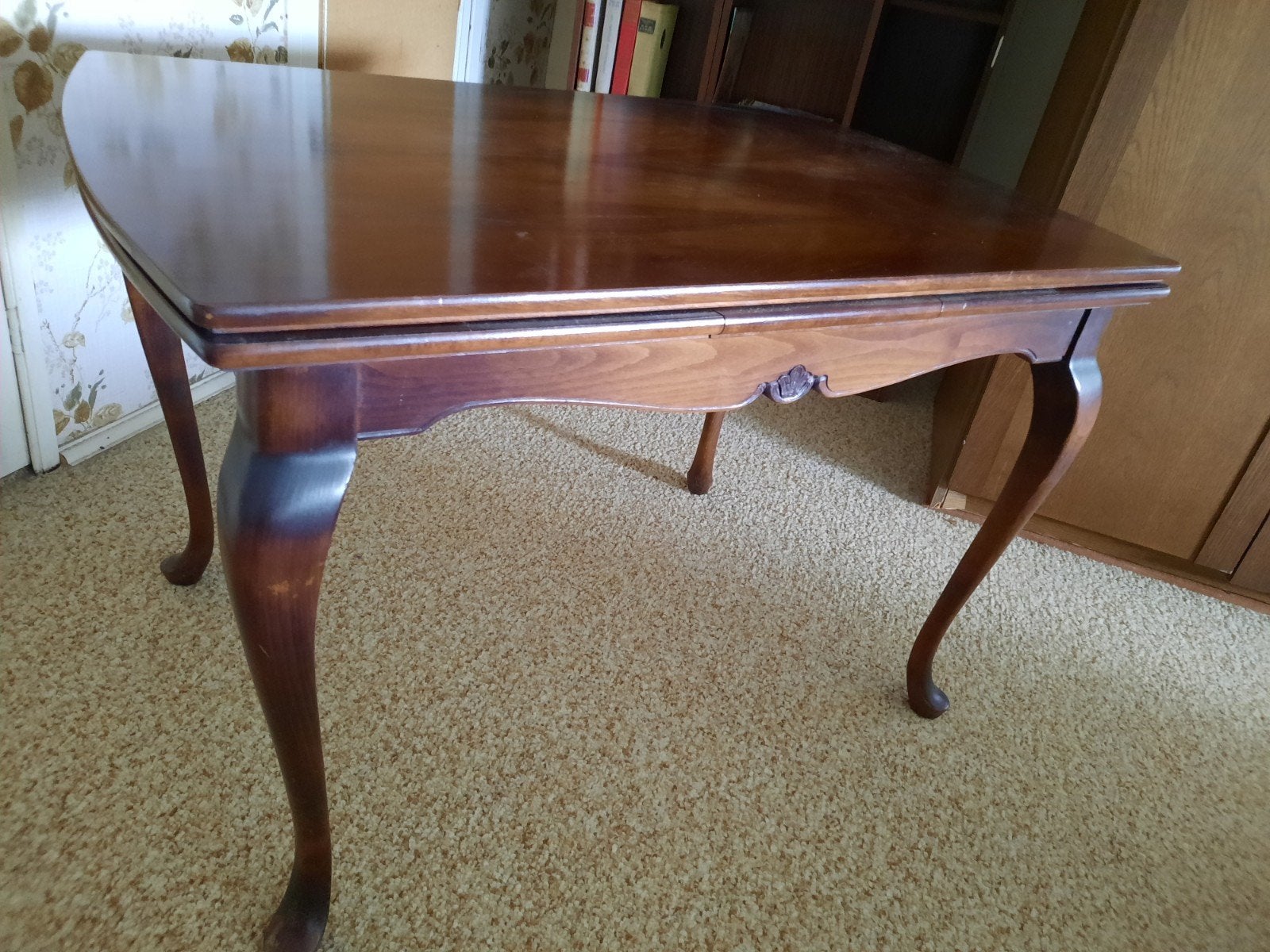 Uitschuifbare tafel, Antiek en Kunst, Ophalen