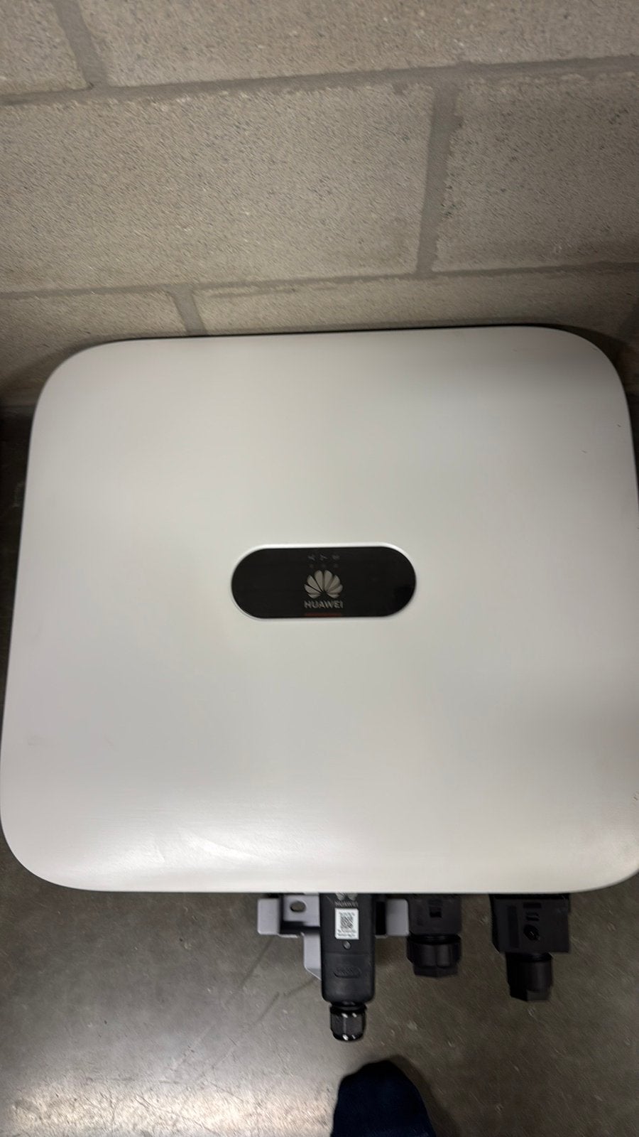 Huawei SUN2000-10KTL-BEM1 –10 kW driefasige hybride omvormer, Ophalen, Zo goed als nieuw
