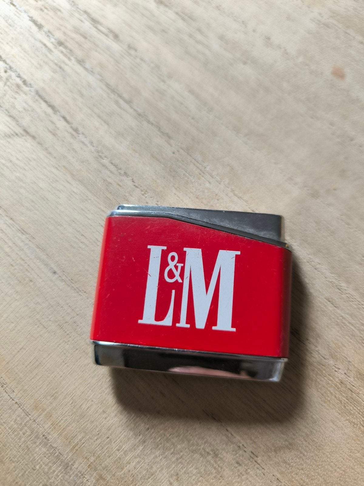 Briquet Vintage L&M Cigarettes – Électronique – Parfait État