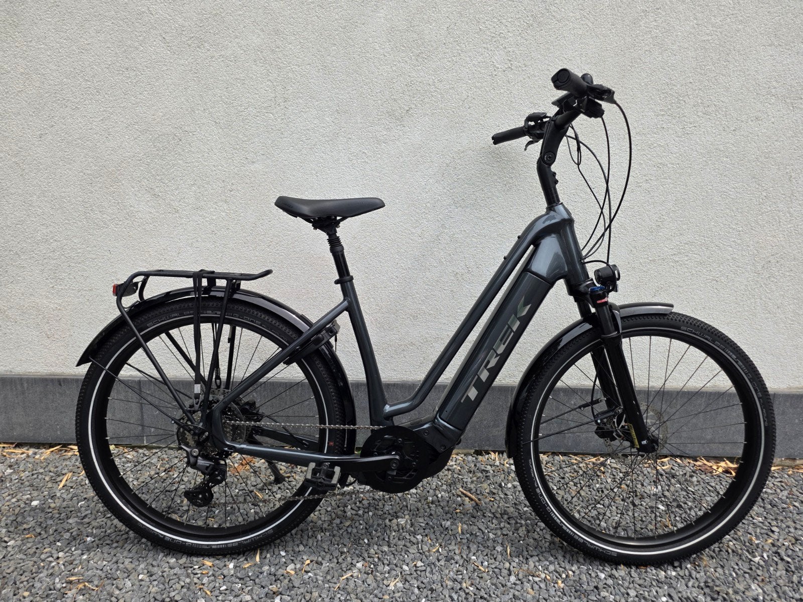 Trek Allant + 7 Lowstep 625Wh CX 2023 - 1100 km, Zo goed als nieuw, 50 km per accu of meer, 55 tot 59 cm, Ophalen