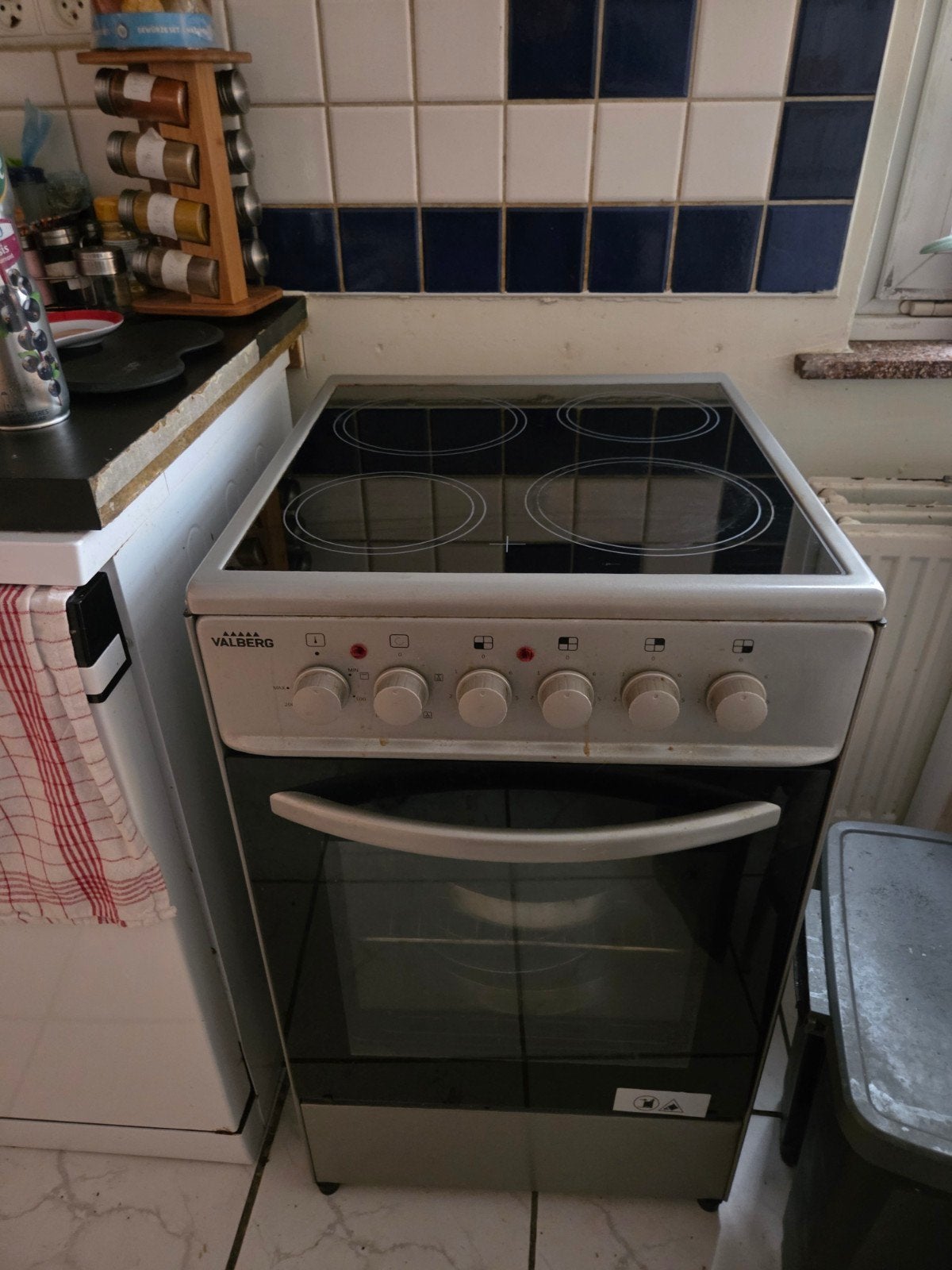 vends  a charleroi, Huis en Inrichting, Ophalen, Gebruikt, Overige materialen, Brocante