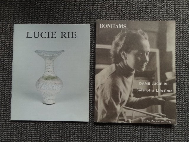 Exposition Lucie Rie, vente d'une vie et 90e anniversaire, Envoi, Utilisé, Autres sujets/thèmes