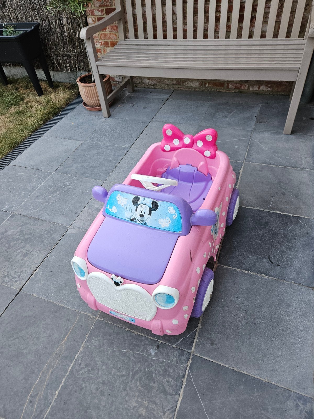 Minnie mouse elektrische auto, Ophalen