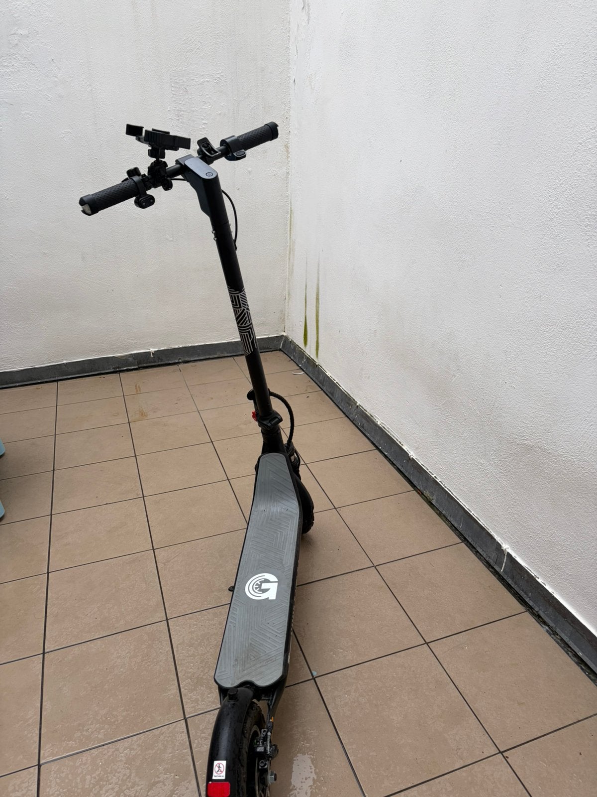 Trottinette 150€, Vélos & Vélomoteurs, Trottinettes, Enlèvement, Comme neuf, Step simple