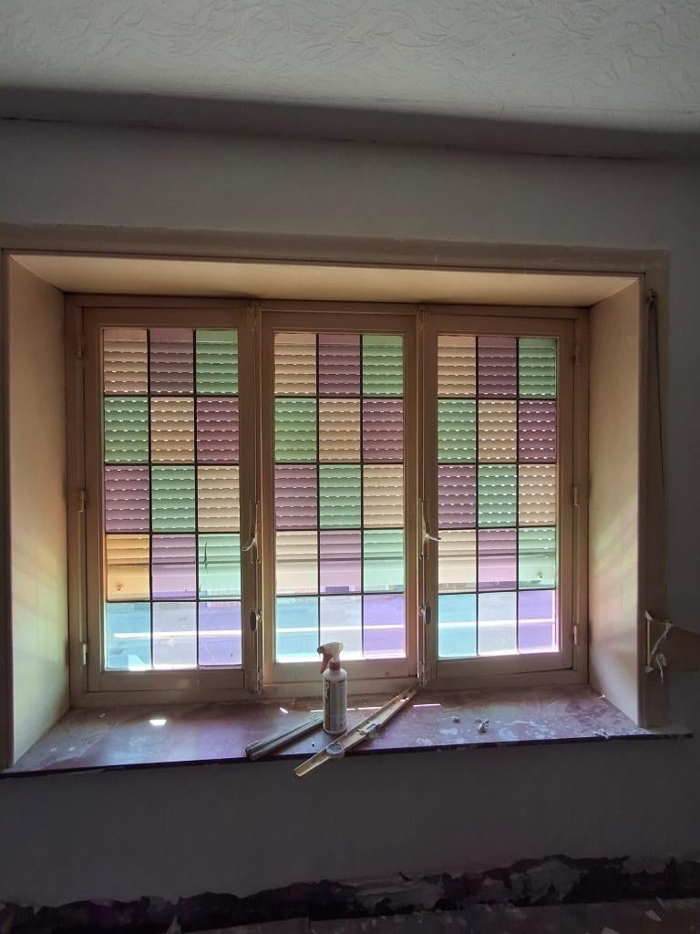 Fenêtres et portes très anciennes, Bricolage & Construction, Vitres, Châssis & Fenêtres, Utilisé, Fenêtre de façade ou Vitre, 80 à 120 cm