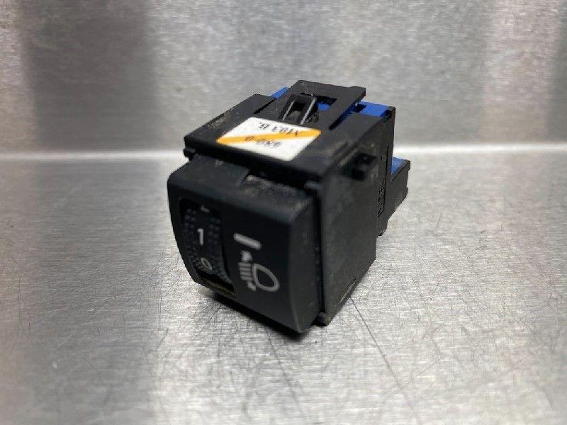 KOPLAMP IHV SCHAKELAAR Toyota Corolla (E21 / EA1 / EH1), Auto-onderdelen, Gebruikt, Toyota