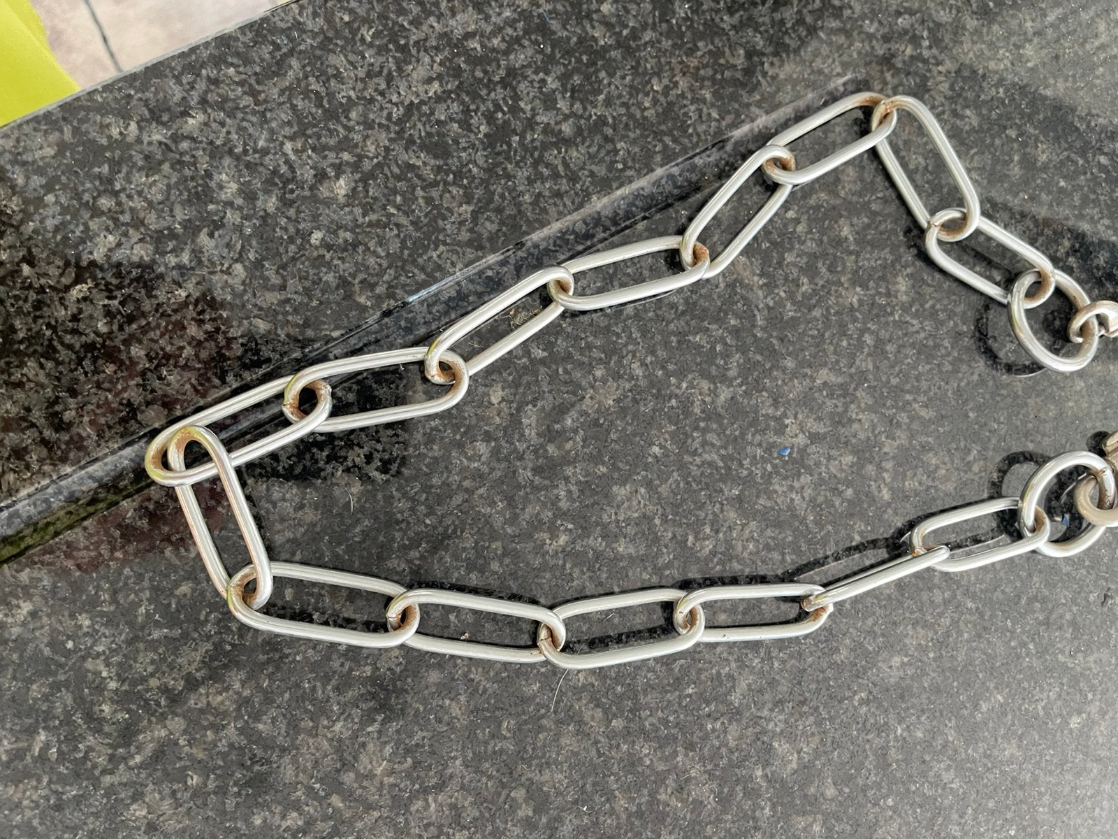Robuuste metalen ketting (80 cm) met 2 stevige musketonhaken, Ophalen of Verzenden