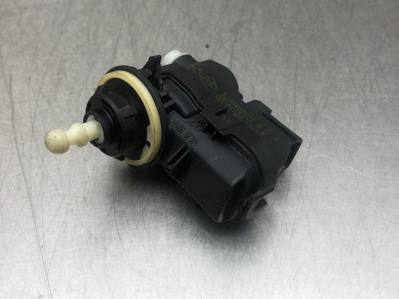 PHARE MOTEUR Nissan NV 250 (WF) (01-2021/-) (|8200402521|), Utilisé, Nissan