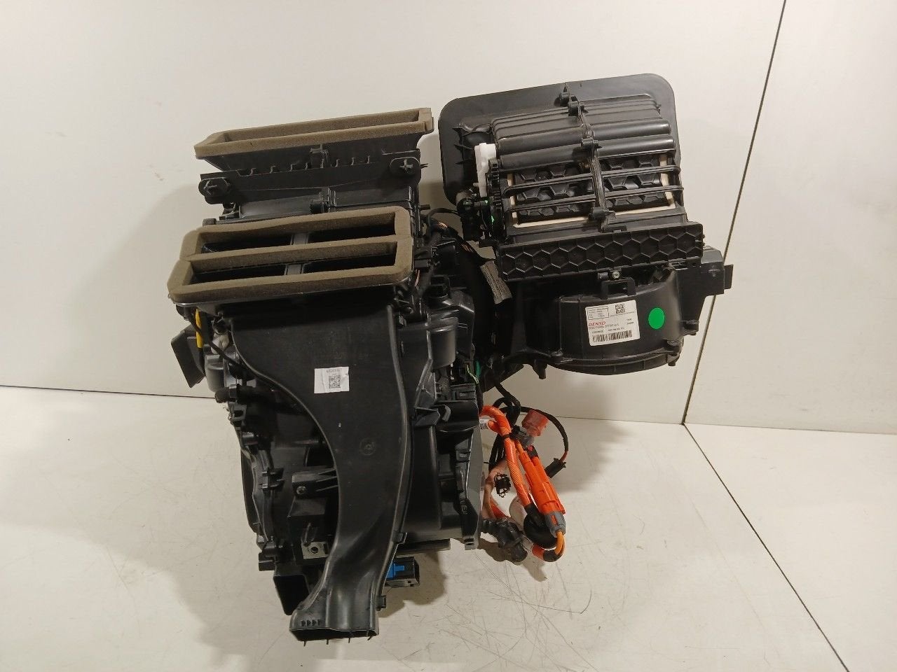 Kachelhuis Jeep Compass, Jeep, Onderdelen@venauto.nl, Van der Ven Autorecycling B.V., Ettenseweg 76, 4706 PB Roosendaal, The Netherlands