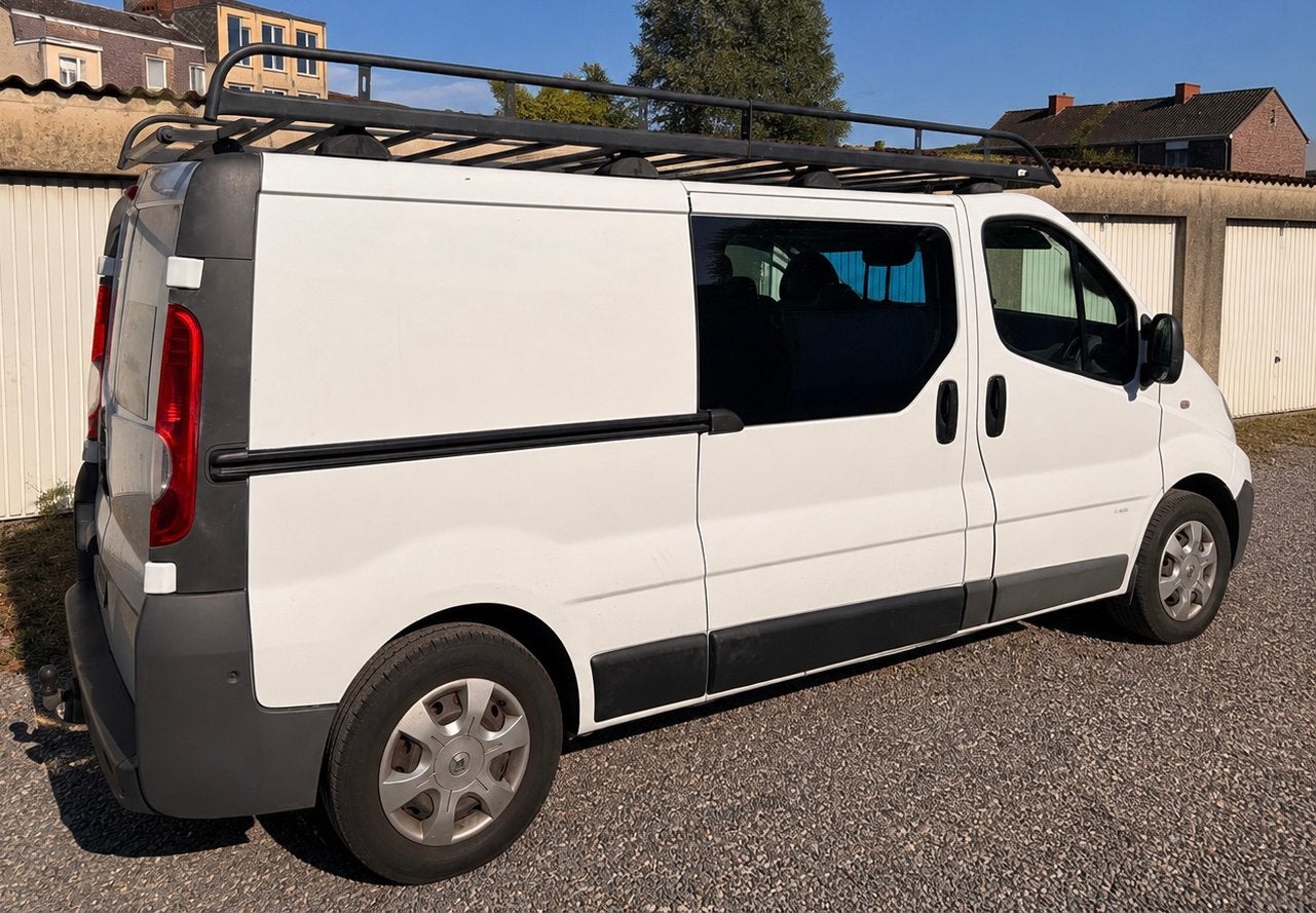 Renault trafic L2H1 6 places, Renault, Trekhaak, Particulier, Te koop