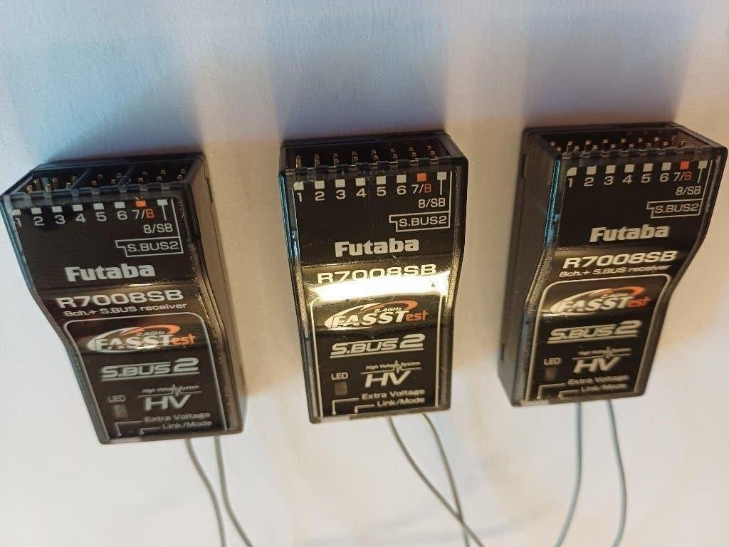 Futaba ontvangers R7008SB FASSTest HV ( 3 stuks), Hobby en Vrije tijd, Modelbouw | Radiografisch | Overige, Ophalen of Verzenden