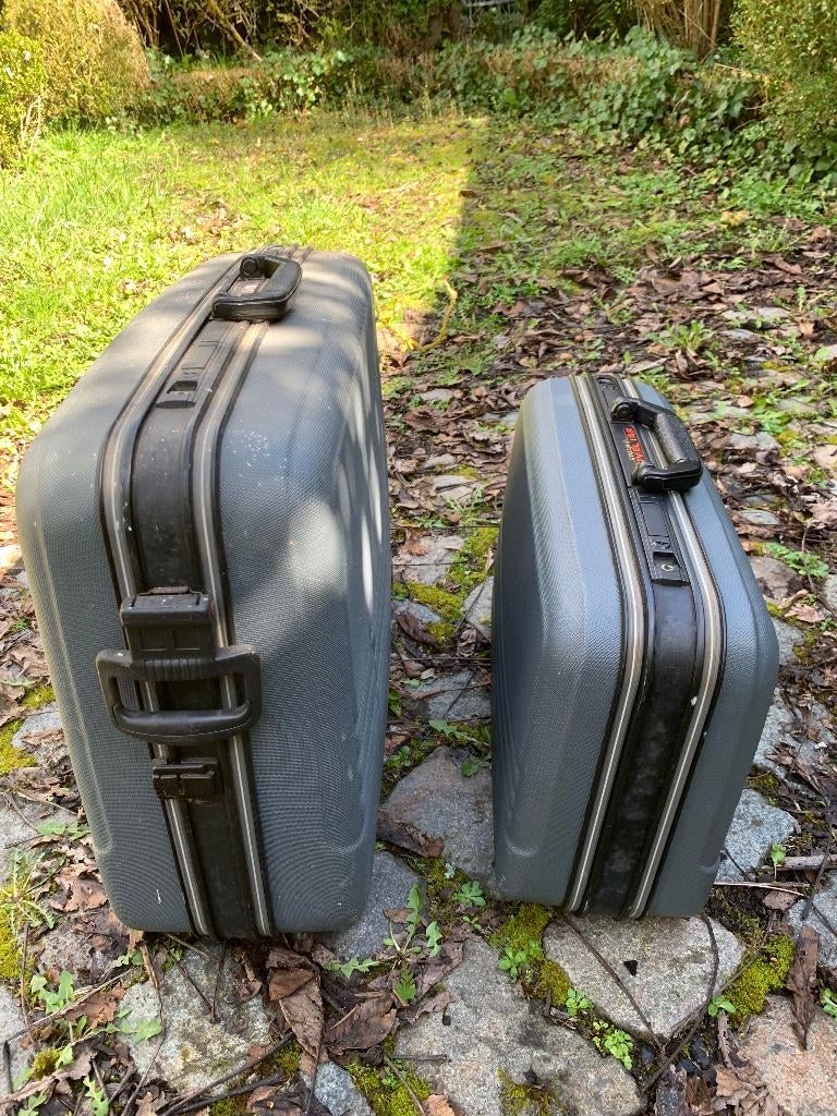 Valise rigide, Enlèvement, Utilisé, Plastique dur, Roulettes