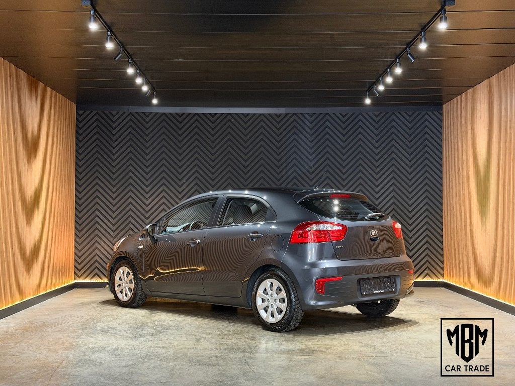 ✅ Kia Rio 1.2i 12 Maanden GARANTIE Airco, Autos, https://public.car-pass.be/vhr/326ed1a3-4378-4454-b45d-e44b81d2810e, Argent ou Gris