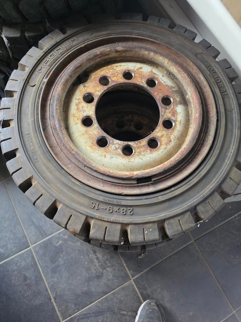 Wielen carnavalswagen, Zakelijke goederen, Machines en Bouw | Heftrucks en Intern transport, Overige typen, Overige aandrijving