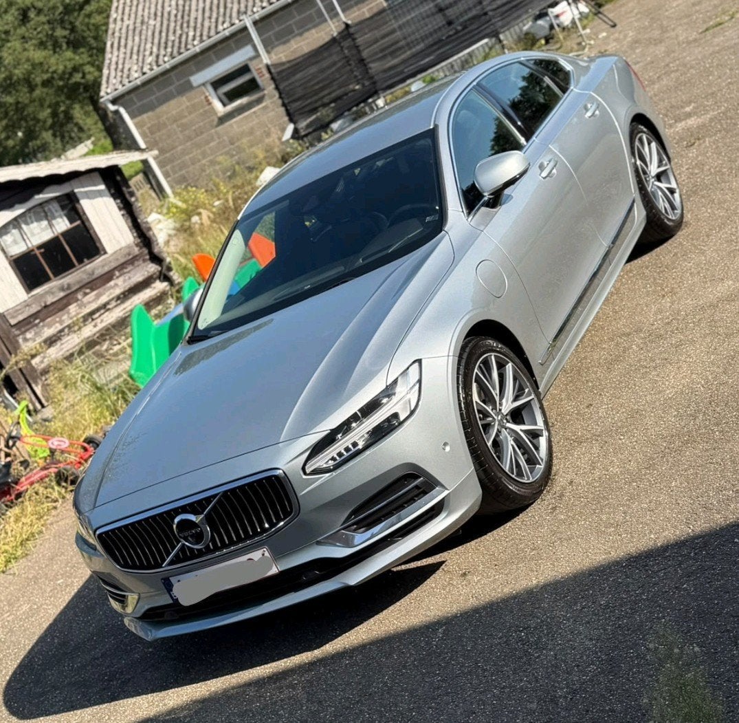 Volvo S90 T8 Plug-in Hybrid – luxe, krachtig en comfortabel, Auto's, Automaat, 4 cilinders, Leder, Vierwielaandrijving