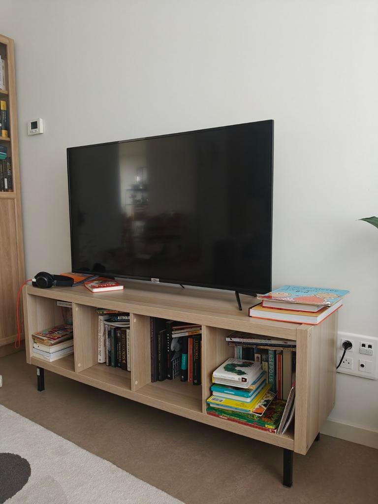 DIY Kallax Ikea tv meubel op zwarte pootjes, Huis en Inrichting, Ophalen