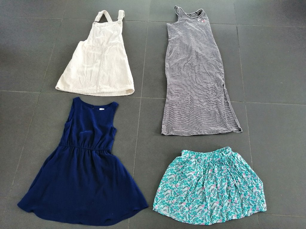 kleedjes + rokje 9 jaar, Kinderen en Baby's, Kinderkleding | Maat 134, Ophalen of Verzenden, Zo goed als nieuw, Meisje, Jurk of Rok