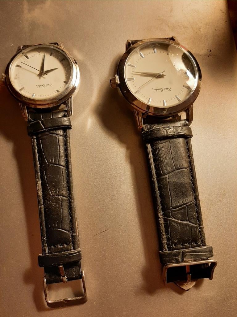 Dames en heren uurwerk pierre cardin met lederen bandjes, Handtassen en Accessoires, Horloges | Dames, Overige merken, Overige materialen