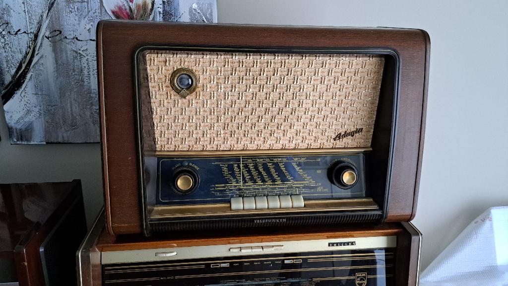 Radio Telefunken Adagio 53, Audio, Tv en Foto, Radio's, Ophalen, Radio