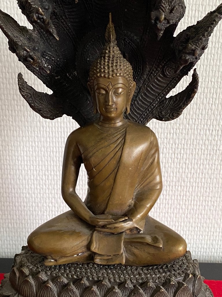 Bouddha en Bronze "NAGA" sur Trone de Serpent, Antiquités & Art, 40 cm, Enlèvement ou Envoi, Bronze, Objet rituel