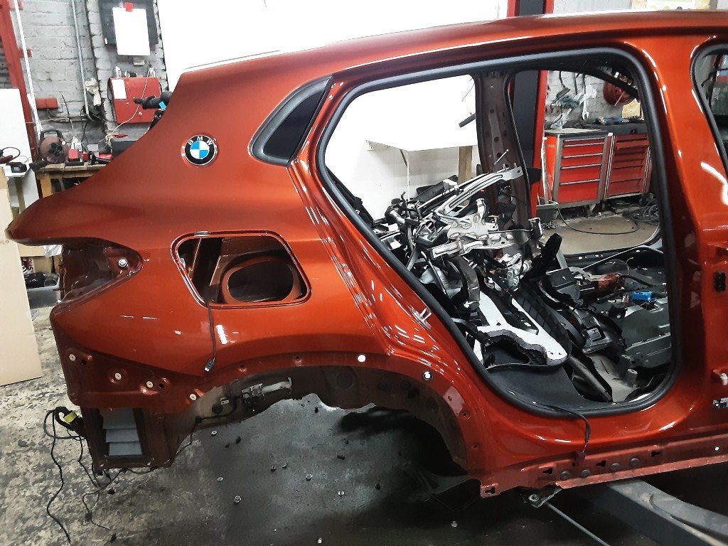AILE ARRIÈRE DROIT BMW X2 (F39) (01-2017/10-2023), Garde-boue, Utilisé, Petuelring 130
80809  München, DE, Arrière