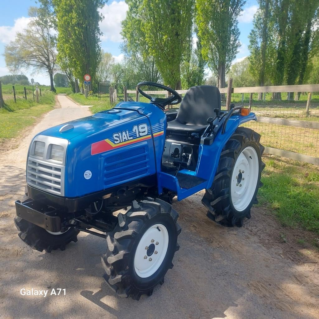Minitractor iseki 22pk 4x4 servo GEREVISEERD!, Zakelijke goederen, Ophalen