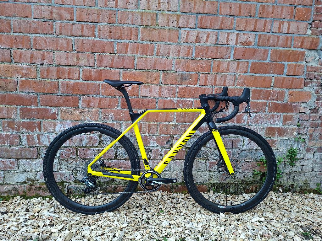 Canyon Inflite CF SLX 9.0, Vélos & Vélomoteurs, Autres marques, Enlèvement ou Envoi, 28 pouces, Hommes