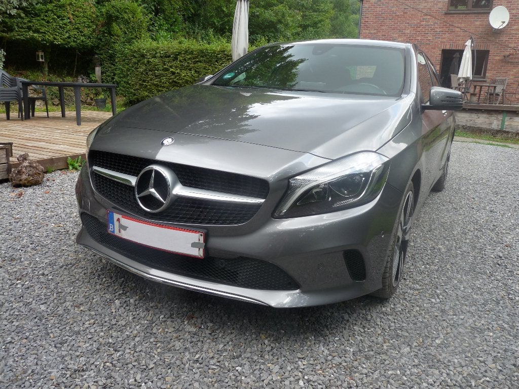 Mercedes A180d automaat, 4 cilinders, Leder en Stof, Particulier, Te koop