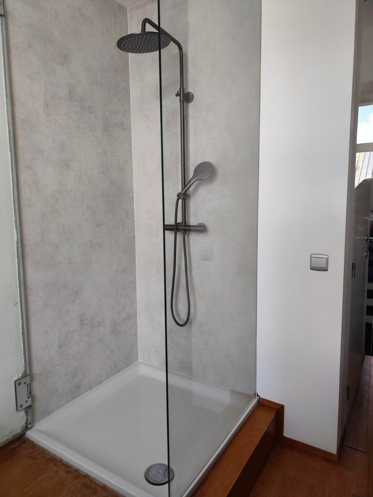 Dumawall platen (nieuw) te koop voor douche kabine., Ophalen