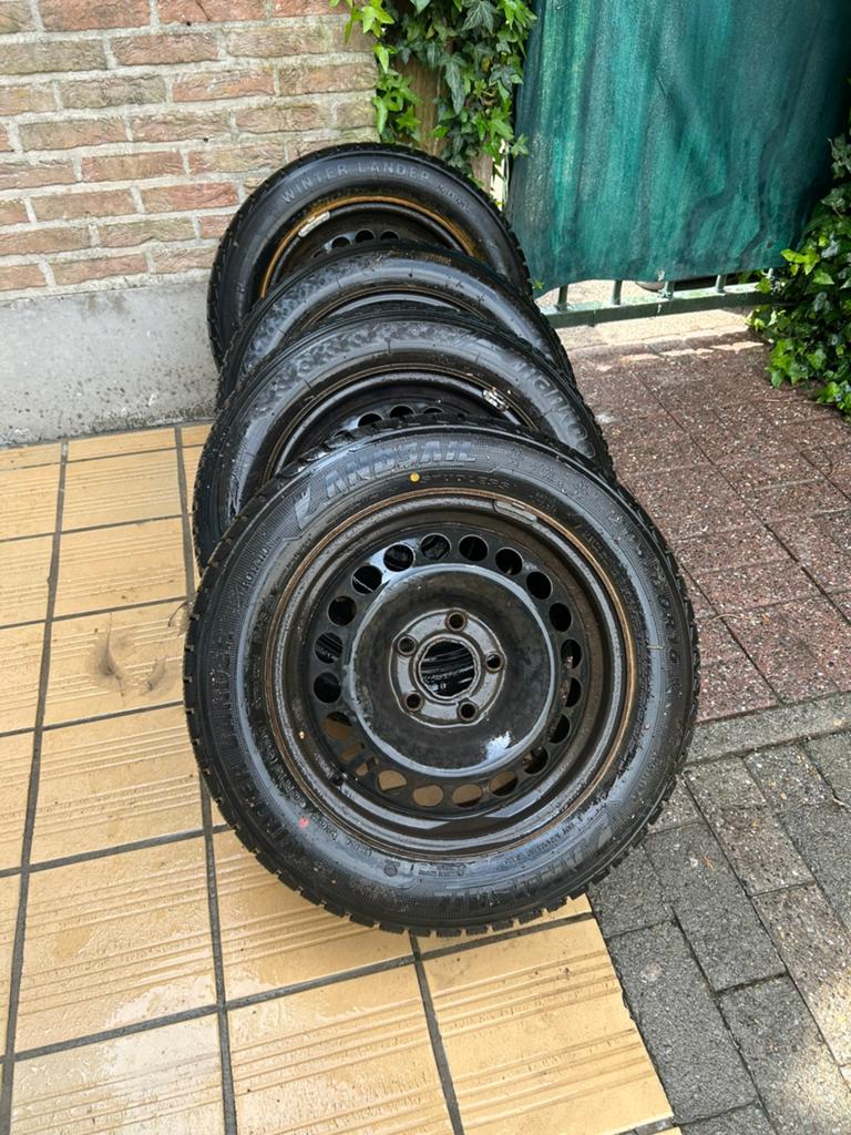 Nieuwe banden met velgen 205/60R15✅, Enlèvement, Neuf
