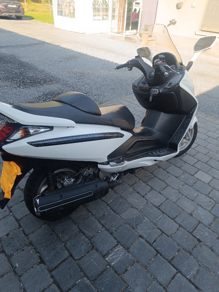 Scooter sym 125 avec moteur améliorer, Fietsen en Brommers, Ophalen, Overige modellen, 125 cc, Zo goed als nieuw