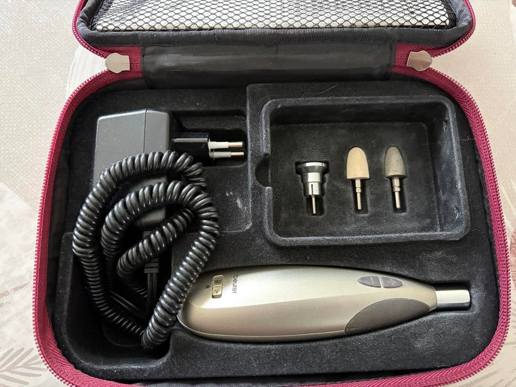 BREUER mp 60 manicure- en pedicureset, Elektronische apparatuur, Ophalen of Verzenden, Zo goed als nieuw