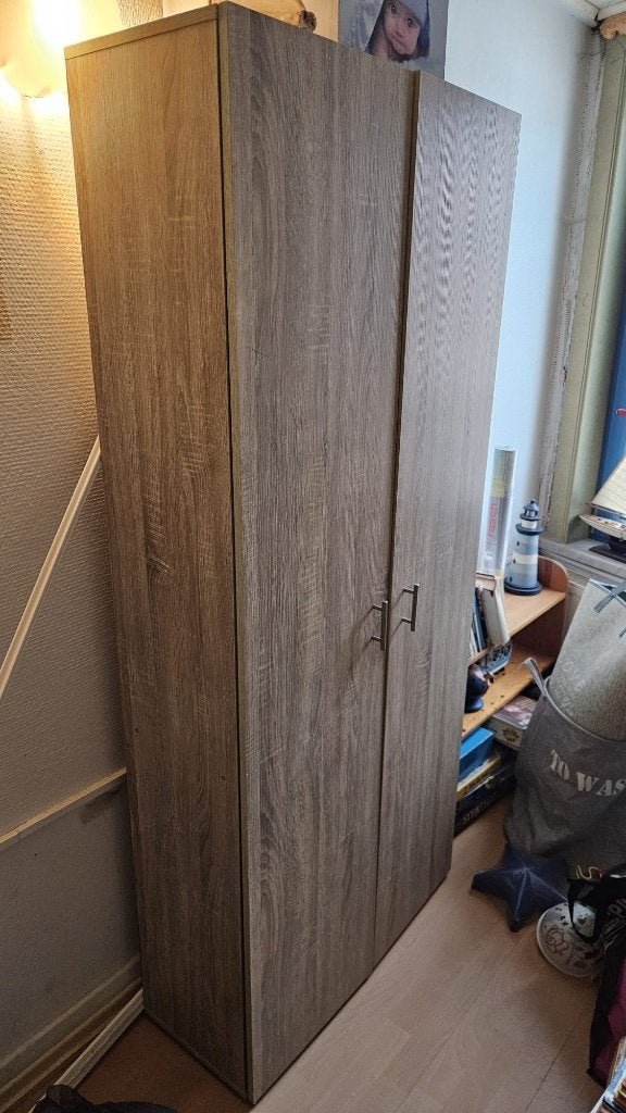 Garde-robe 2 portes en bois, Maison & Meubles, Armoires | Penderies & Garde-robes, Utilisé, 150 à 200 cm, 50 à 100 cm, 50 à 75 cm