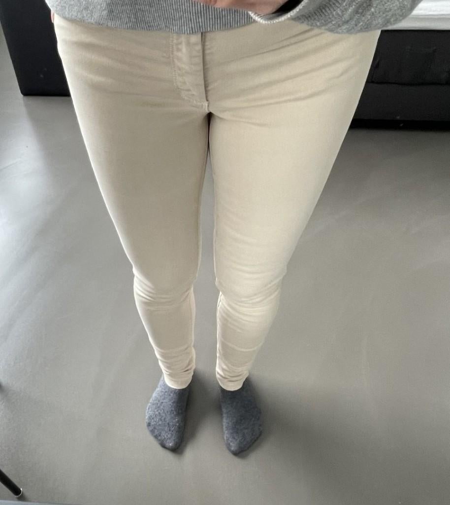 Beige/crème broek van ZARA maat 34, Ophalen of Verzenden, Zo goed als nieuw, Maat 34 (XS) of kleiner, Lang