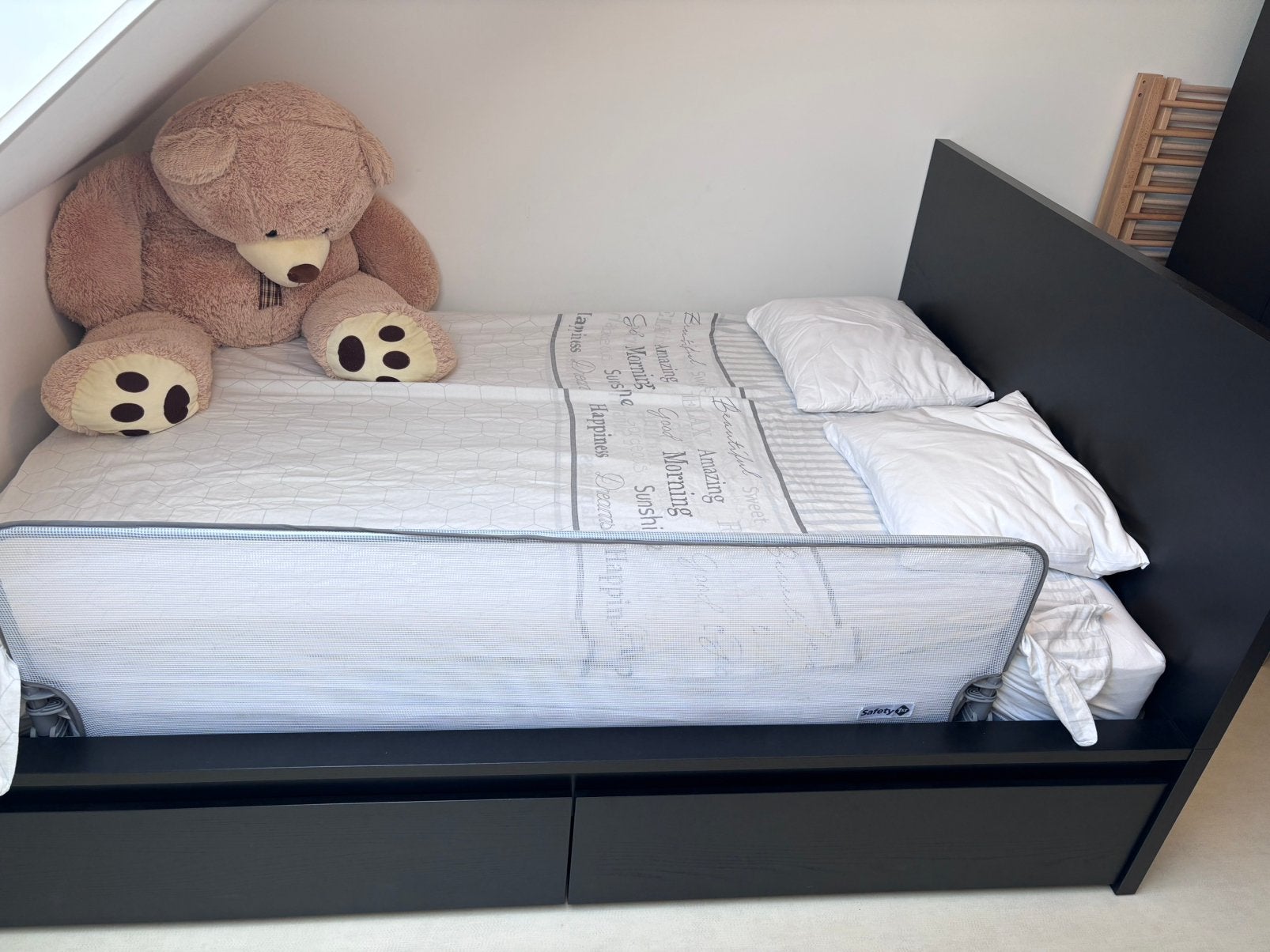 Lit Ikea MALM 140x200, Enlèvement, Comme neuf