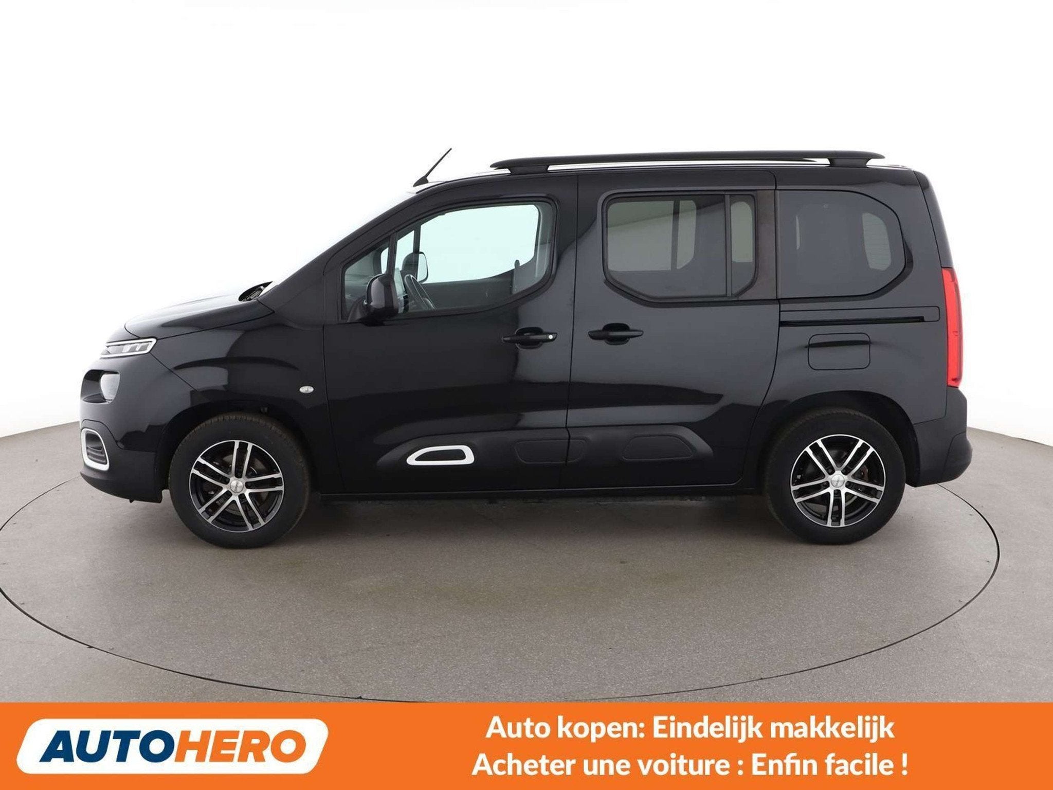 Citroën Berlingo 1.2 PureTech Feel M (bj 2020), Voorwielaandrijving, Startonderbreker, Stof, Euro 6