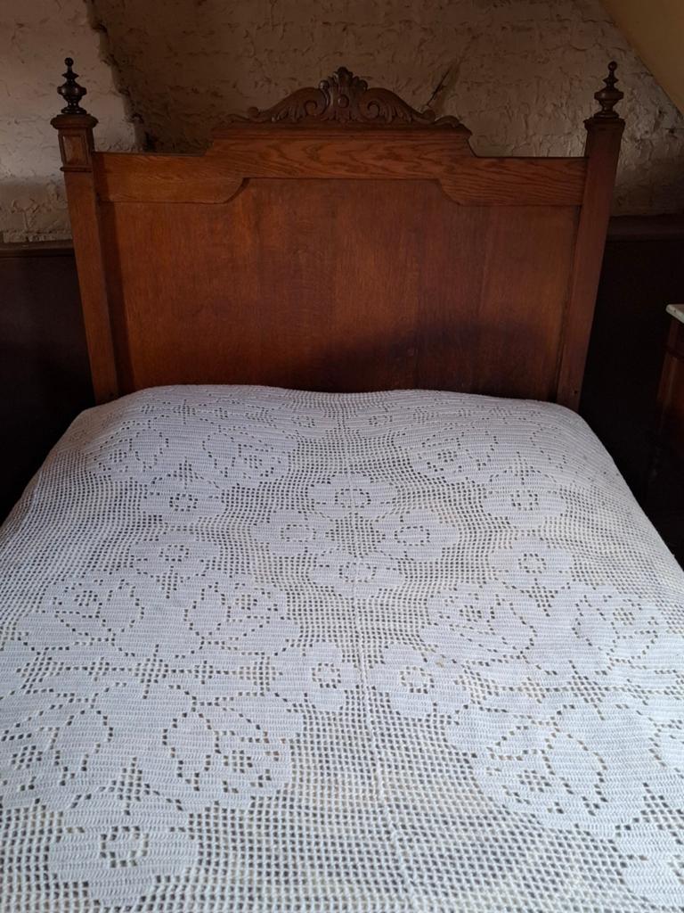Ensemble de chambre à coucher Henri II, Antiquités & Art