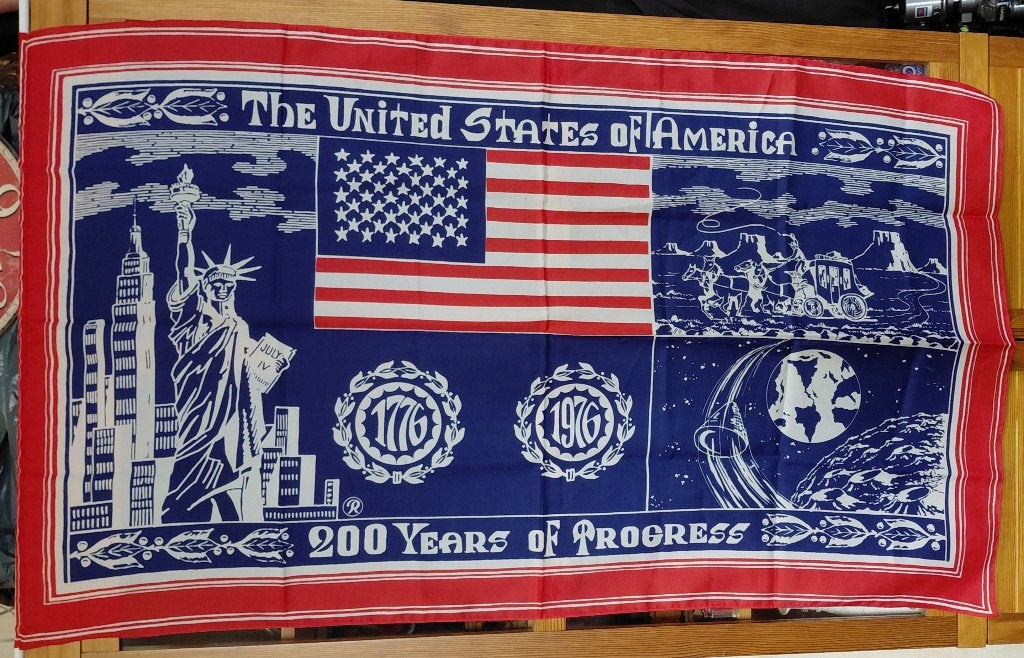 Vlag gedrukt voor de 200ste verjaardag van de VS, Diversen, Vlaggen en Wimpels, Ophalen of Verzenden, Zo goed als nieuw
