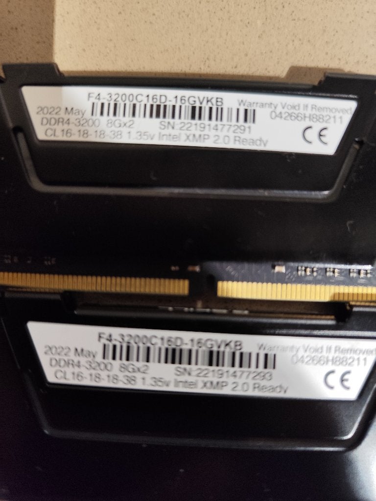 G.Skill Ripjaws 16 Go de mémoire DDR4 à 3200 MHz, , XMP 2.0, DDR4, Comme neuf, Enlèvement, Desktop