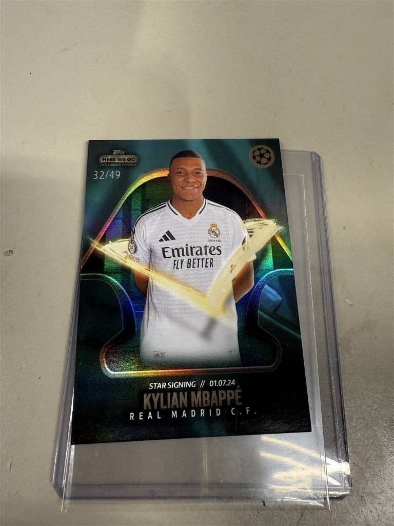 Topps Here We Go Summer Signings 2024 Kylian Mbappe Green Pa, Verzamelen, Sportartikelen en Voetbal, Ophalen of Verzenden, Zo goed als nieuw