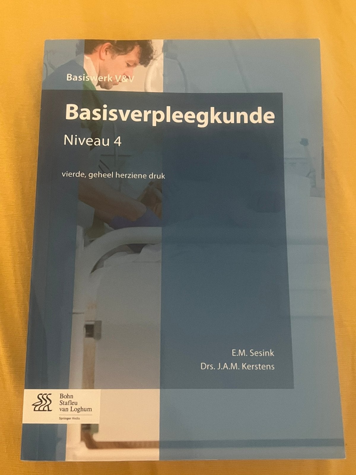 Soins infirmiers de base, niveau 4, Livres, Enlèvement, Neuf