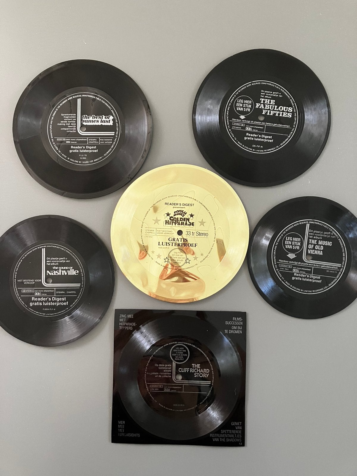 Lot 6 buigzame vinyl-plaatjes oa Cliff Richard., Cd's en Dvd's, Ophalen of Verzenden, Zo goed als nieuw