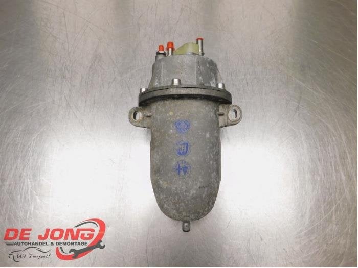 Boîtier de filtre carburant d'un Fiat Doblo, -, 3 mois de garantie, Utilisé, Fiat