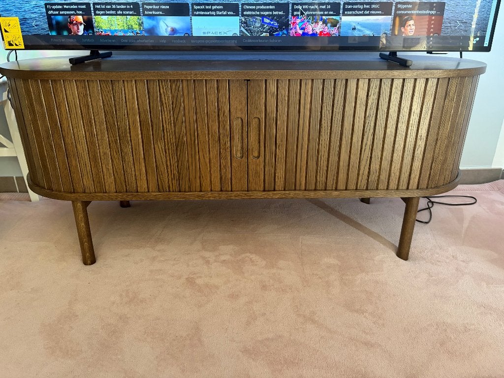 Tv meubel JYSK, Ophalen, 100 tot 150 cm, Eikenhout, Zo goed als nieuw
