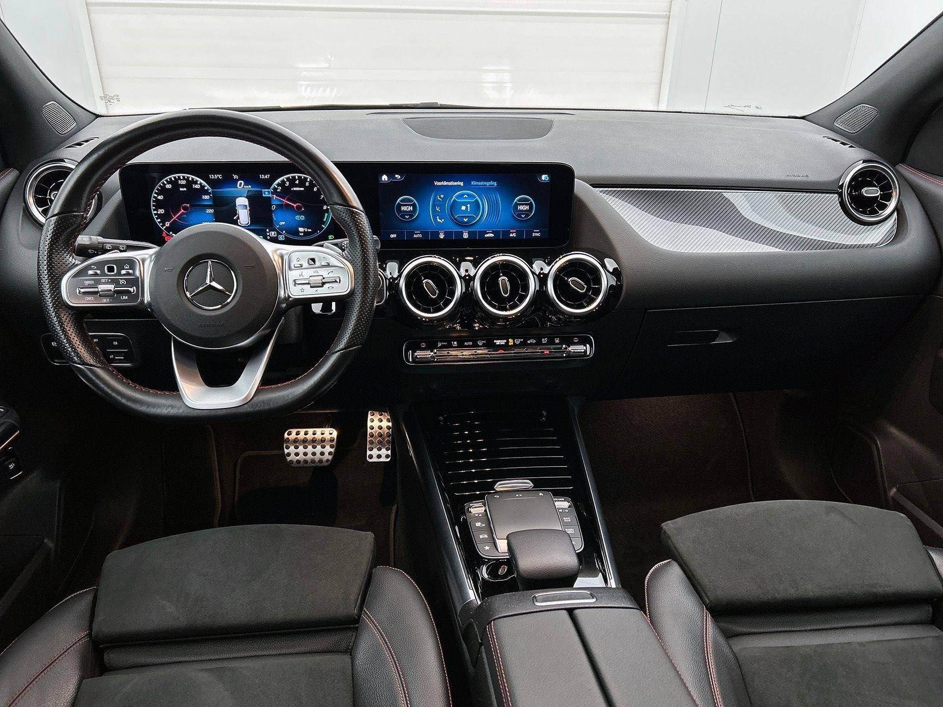 Mercedes-Benz GLA-Klasse 250 e AMG Line | Night Pack | Dodeh, Auto's, 32 g/km, Stof, Euro 6, 4 cilinders